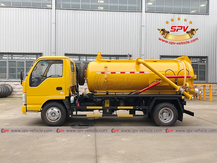 3,000 Litres Vaccum Tanker ISUZU - LS